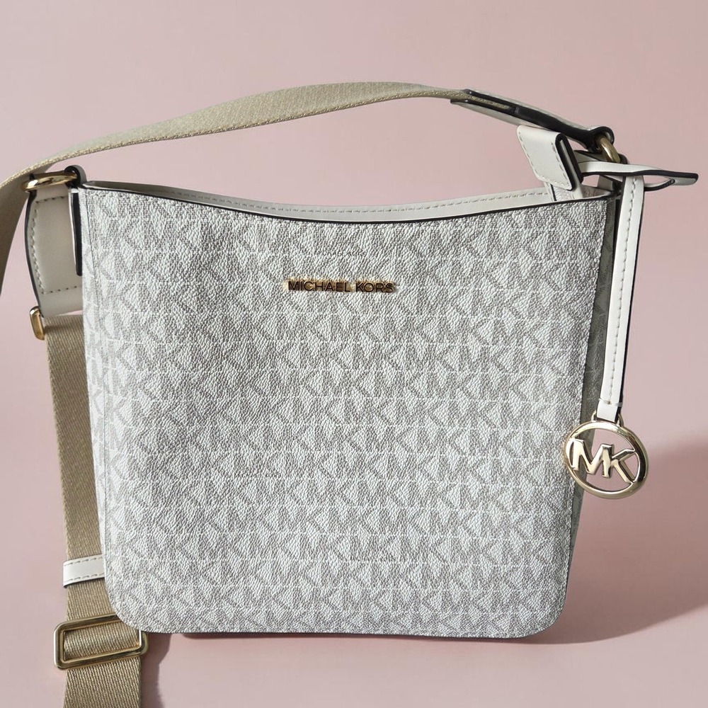 Michael Kors Messenger Jet Set Travel Women Cream Logo Crossbody Bag Purse
